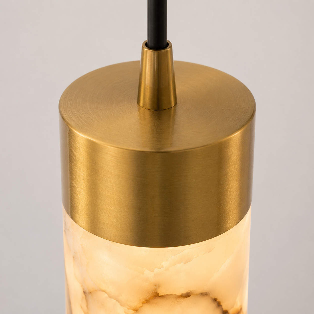 Muro Pendant Light
